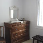 Apartment Nostalgia A In 50 Metres From The Sea