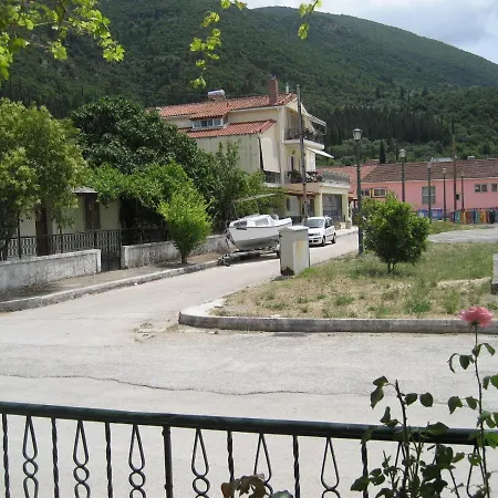 Apartamento Nostalgia A In 50 Metres From The Sea *