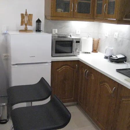 Apartamento Nostalgia A In 50 Metres From The Sea *