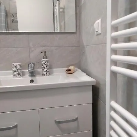 Apartamento Nostalgia A In 50 Metres From The Sea